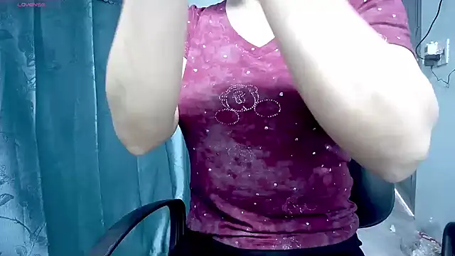 Snapshot of _Sara_768 chatting on 12.01.25 Sara 768 online show from 12.01.25