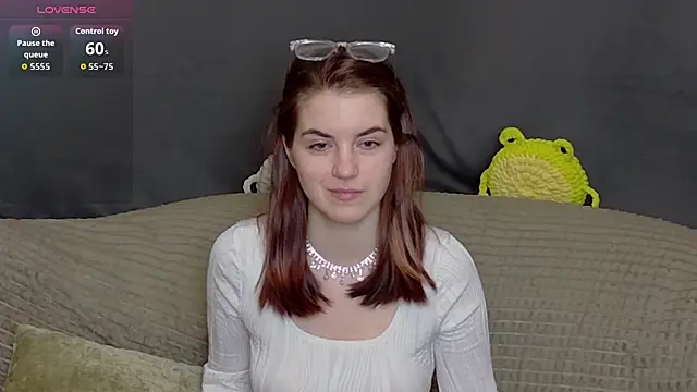 ElzaBlis online show from 11.15.25