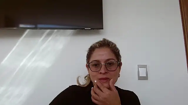 linda-mature43 online show from 10.07.25