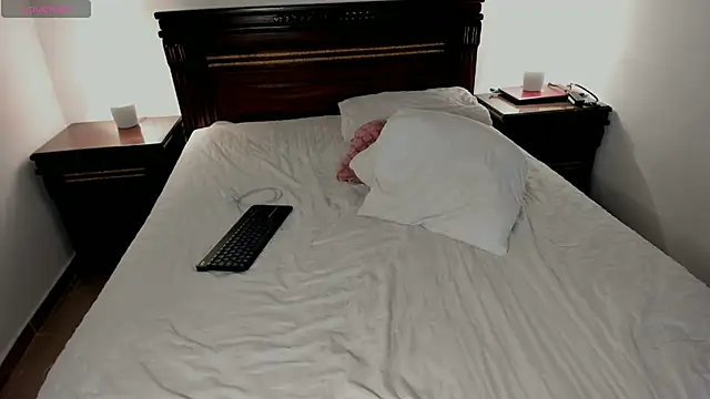 Victoriaa Adams online show from 09.08.25