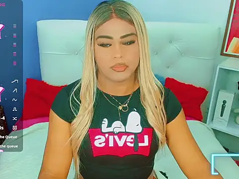 Snapshot of macgenta_drackk chatting on 11.13.25 macgenta drackk online show from 11.13.25