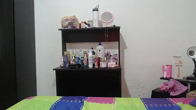 Snapshot of nathaly_jones_ chatting on 07.16.26 nathaly jones online show from 07.16.26