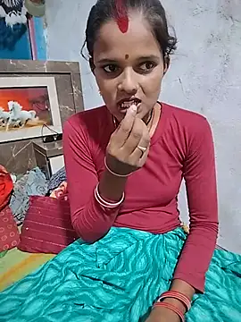Snapshot of Maya_bhoji chatting on 06.25.26 Maya bhoji online show from 06.25.26