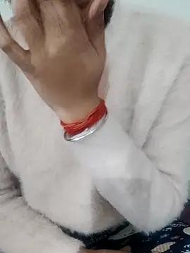 Snapshot of NAIRA5677 chatting on 11.23.25 NAIRA5677 online show from 11.23.25