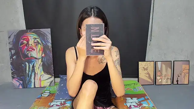 Colette Thompson online show from 03.16.26