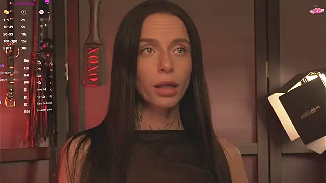 livia starwars online show from 10.01.25