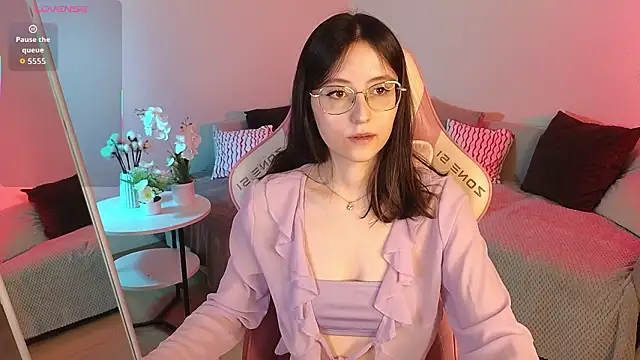 Snapshot of EsmaWonka chatting on 03.08.26 EsmaWonka online show from 03.08.26