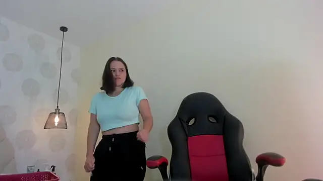 Snapshot of GIANAMILLER6 chatting on 11.22.25 GIANAMILLER6 online show from 11.22.25