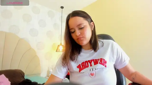 Snapshot of GIANAMILLER6 chatting on 02.10.26 GIANAMILLER6 online show from 02.10.26