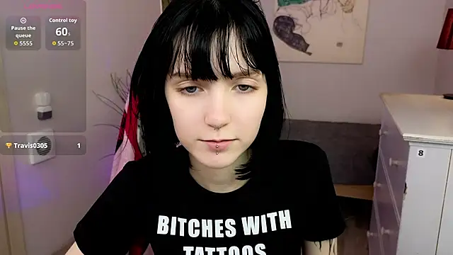 Snapshot of HazelTompson chatting on 09.13.25 HazelTompson online show from 09.13.25