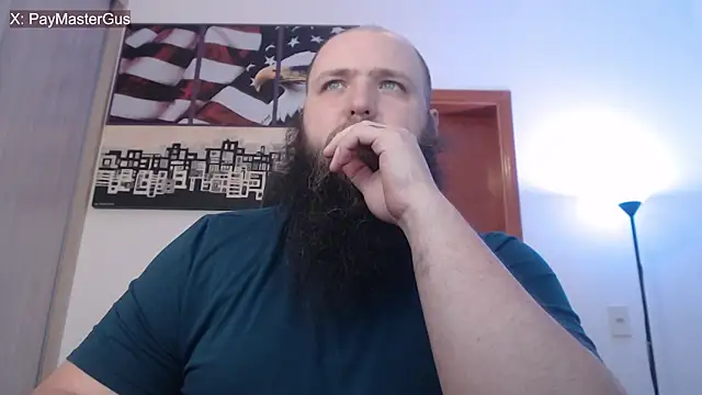 Snapshot of PayMasterGus chatting on 10.24.25 PayMasterGus online show from 10.24.25