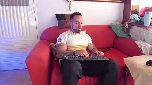 Snapshot of mason_fit chatting on 07.08.26 mason fit online show from 07.08.26
