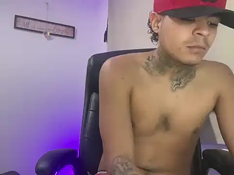 Snapshot of freyva chatting on 02.11.26 freyva online show from 02.11.26