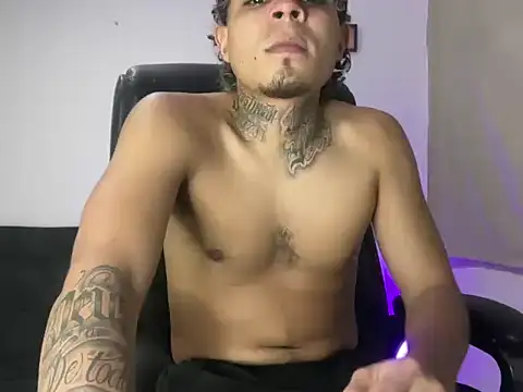 Snapshot of freyva chatting on 03.18.26 freyva online show from 03.18.26