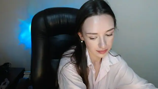 BonnieX  online show from 05.06.26