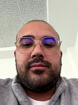 Snapshot of Burak6850 chatting on 11.25.25 Burak6850 online show from 11.25.25