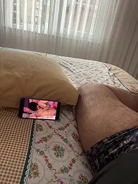 Snapshot of Burak6850 chatting on 11.30.25 Burak6850 online show from 11.30.25