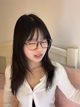 Ella-A9 online show from 10.23.25