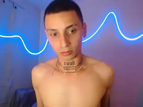 Snapshot of xalejo_max chatting on 09.21.25 xalejo max online show from 09.21.25