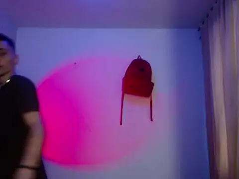 Snapshot of xalejo_max chatting on 10.10.25 xalejo max online show from 10.10.25