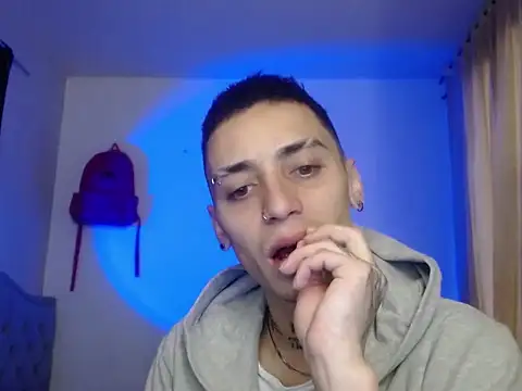 Snapshot of xalejo_max chatting on 10.11.25 xalejo max online show from 10.11.25