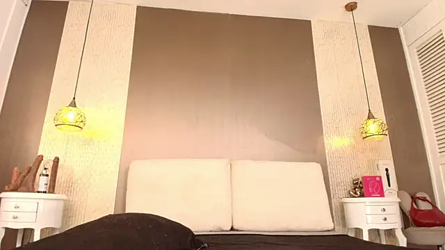 Tiifany Baker online show from 07.22.26