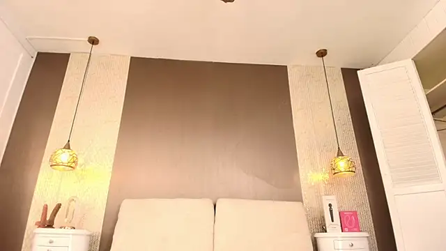 Tiifany Baker online show from 07.23.26