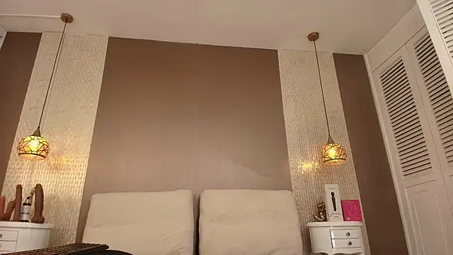 Tiifany Baker online show from 07.28.26