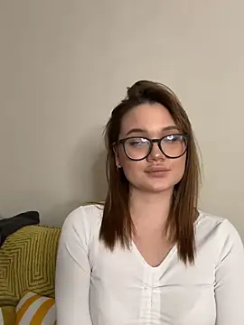 Snapshot of KittyMarry chatting on 03.12.26 KittyMarry online show from 03.12.26