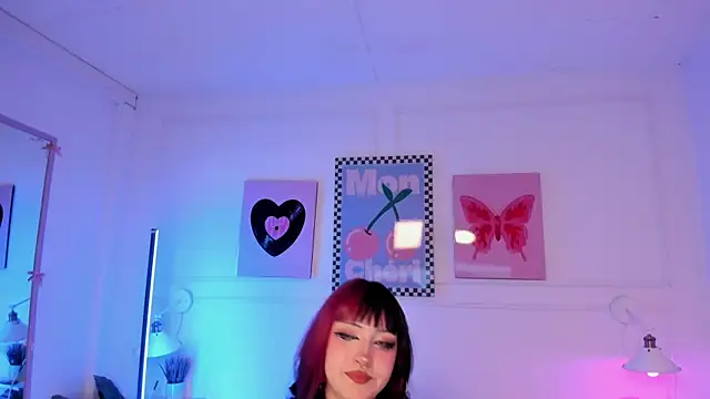 Zoe Lynch  online show from 07.09.26