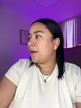 Zoey thompson online show from 07.22.26
