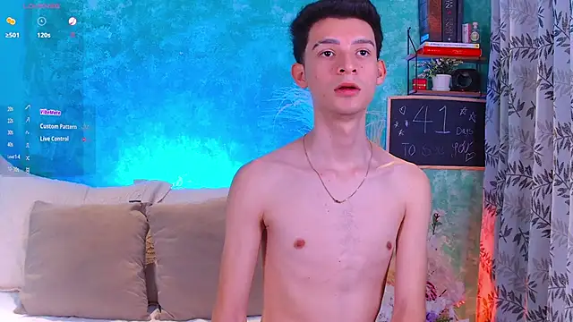 Snapshot of VicenteFerrer chatting on 09.12.25 VicenteFerrer online show from 09.12.25