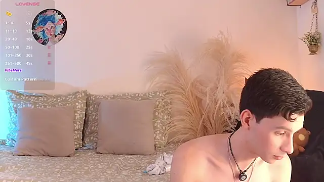 Snapshot of VicenteFerrer chatting on 07.16.26 VicenteFerrer online show from 07.16.26