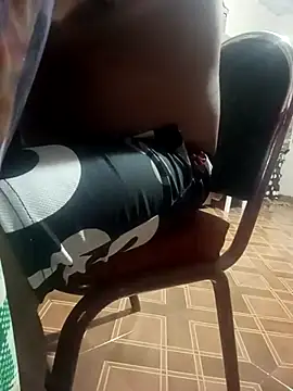 Snapshot of mexosito27 chatting on 11.24.25 mexosito27 online show from 11.24.25