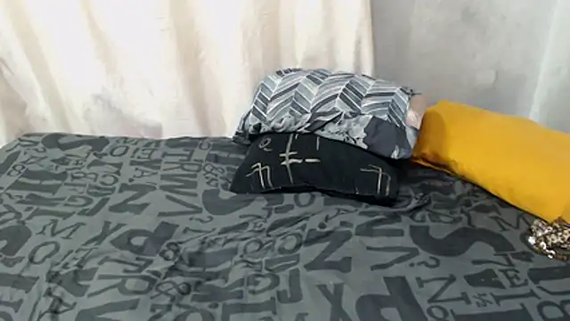 curvydarckcohocolate online show from 04.26.26