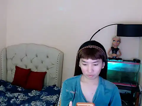 ShantalFoxxy  online show from 04.28.26