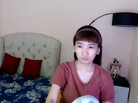 ShantalFoxxy  online show from 06.13.26