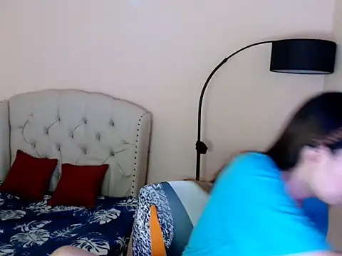 ShantalFoxxy  online show from 06.23.26