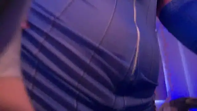 Snapshot of Lil_bela chatting on 12.16.25 Lil bela online show from 12.16.25