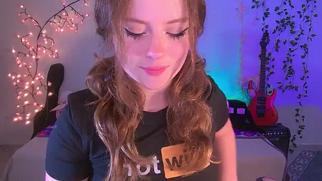 Snapshot of Lil_bela chatting on 02.11.26 Lil bela online show from 02.11.26