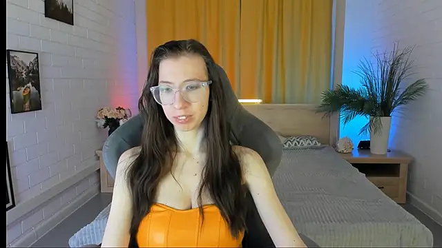 Snapshot of CareyJonas chatting on 09.30.25 CareyJonas online show from 09.30.25