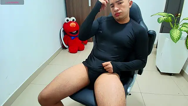 sebastian oconnor77 online show from 09.28.25