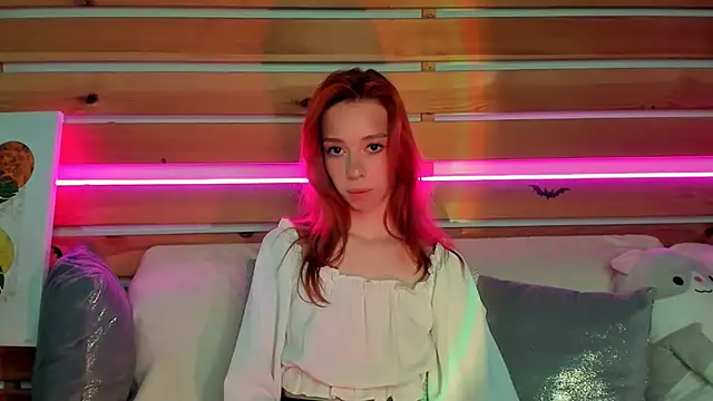 Lori Williams online show from 11.11.25