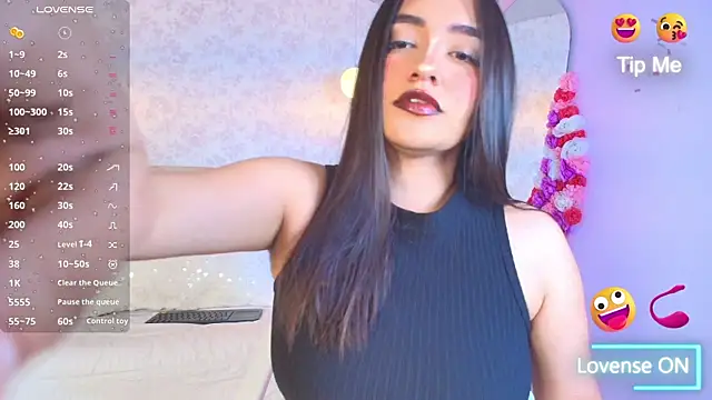 Snapshot of sweet_artemiis chatting on 10.04.25 sweet artemiis online show from 10.04.25