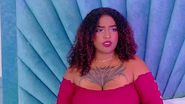 Snapshot of Cristal-Jonnes chatting on 09.13.25 Cristal-Jonnes online show from 09.13.25