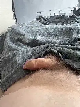 Snapshot of Apolobi chatting on 09.26.25 Apolobi online show from 09.26.25