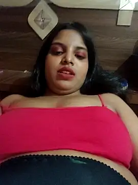 Maahhii 2 online show from 04.02.26