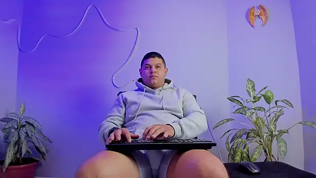 Maximus Steel online show from 10.19.25