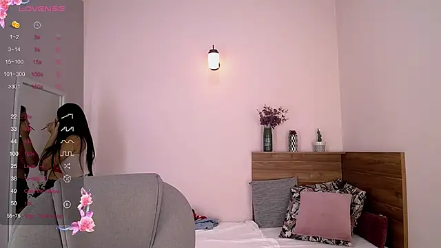 Snapshot of JeinnoveMontenegr0 chatting on 09.14.25 JeinnoveMontenegr0 online show from 09.14.25