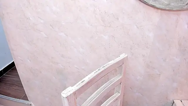 Snapshot of ALYANNA_HOT_ chatting on 11.10.25 ALYANNA HOT online show from 11.10.25